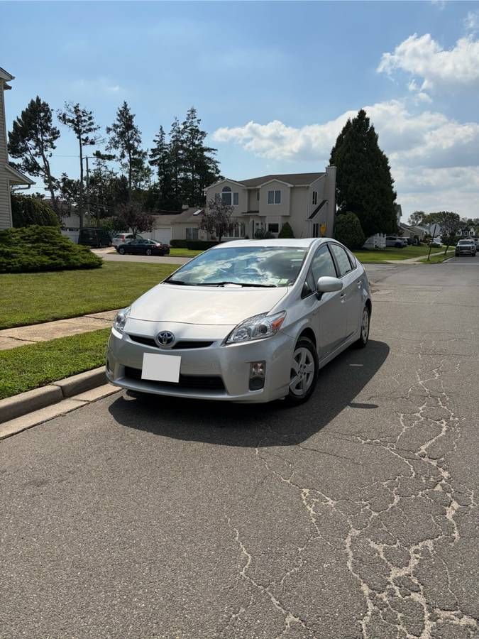 2011 Toyota Prius, listing photo