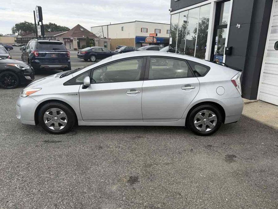 2013 Toyota Prius Three, listing photo